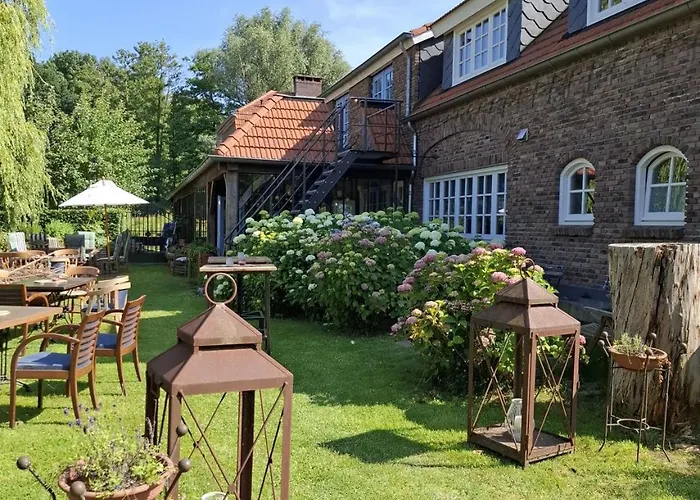 Aan De Molenberg بوكهاوْسِن