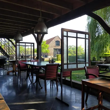 Aan De Molenberg Bed & Breakfast 3*