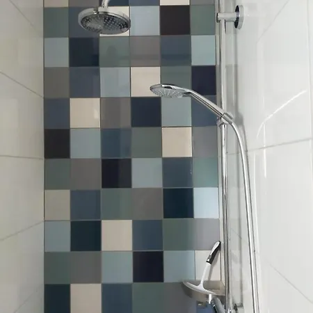 Aan De Molenberg Bed & Breakfast Broekhuizen (Limburg)