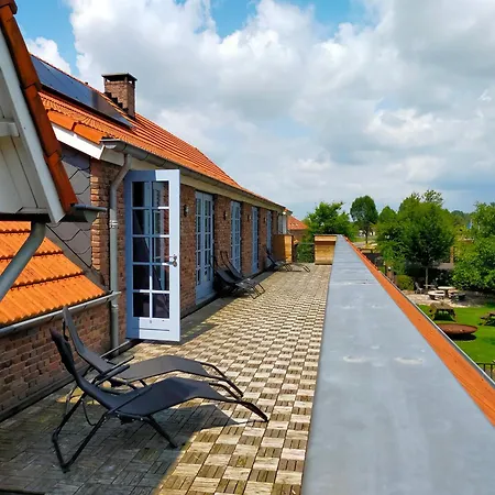 Aan De Molenberg Bed & Breakfast 3*